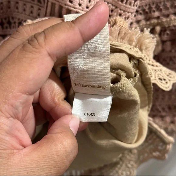 Soft Surroundings Tan Adelita Lace V-neck Blouse Tassel Eyelet Bell Sleeve Small - Picture 5 of 8